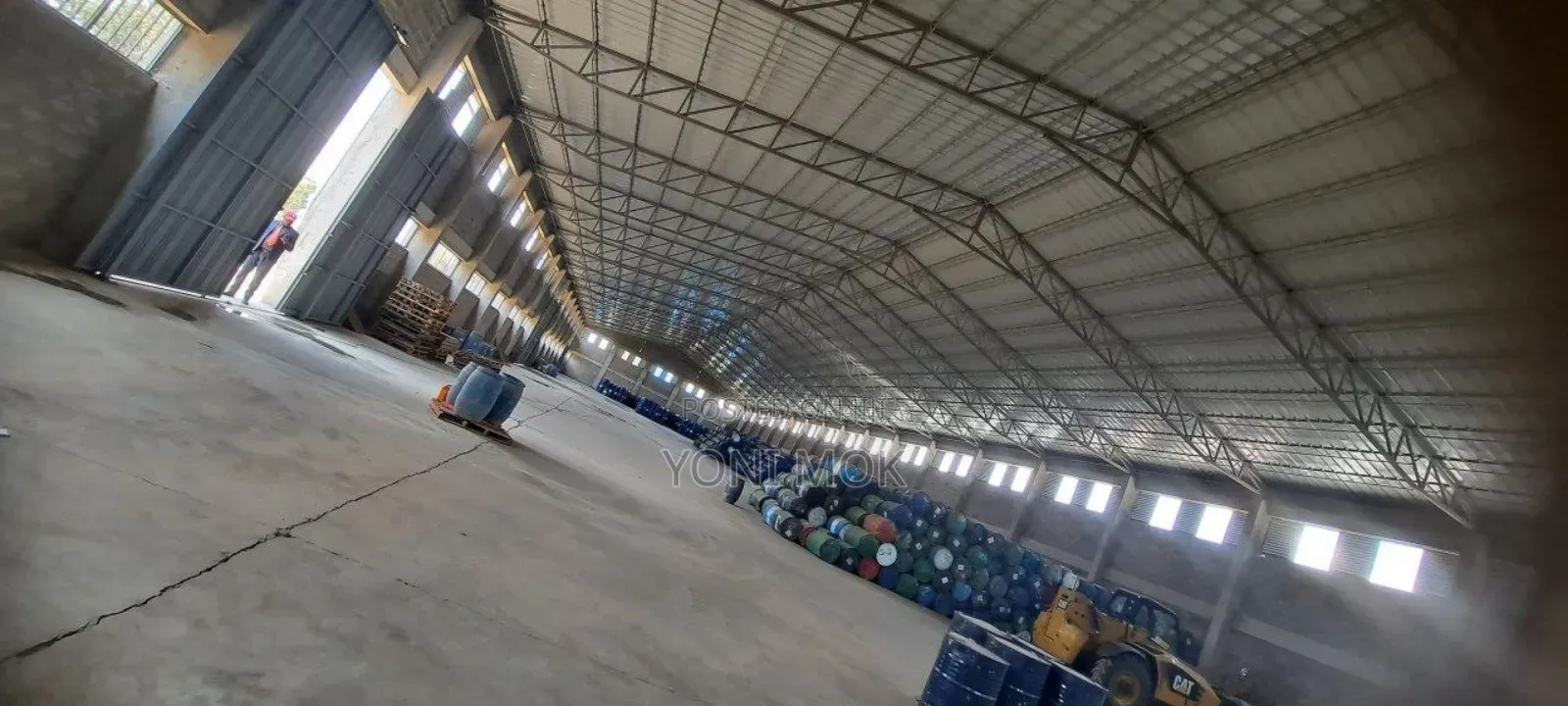 Warehouse for Rent at Kality