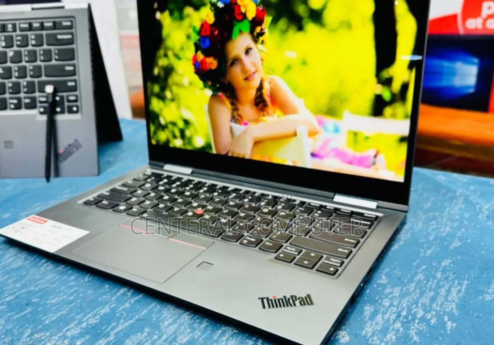 New Laptop Lenovo ThinkPad X1 Yoga Gen 8 16GB Intel Core I7 SSD 512GB