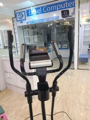 Photo - ዘመናዊ Adidas X21 Cross Exercise Bike