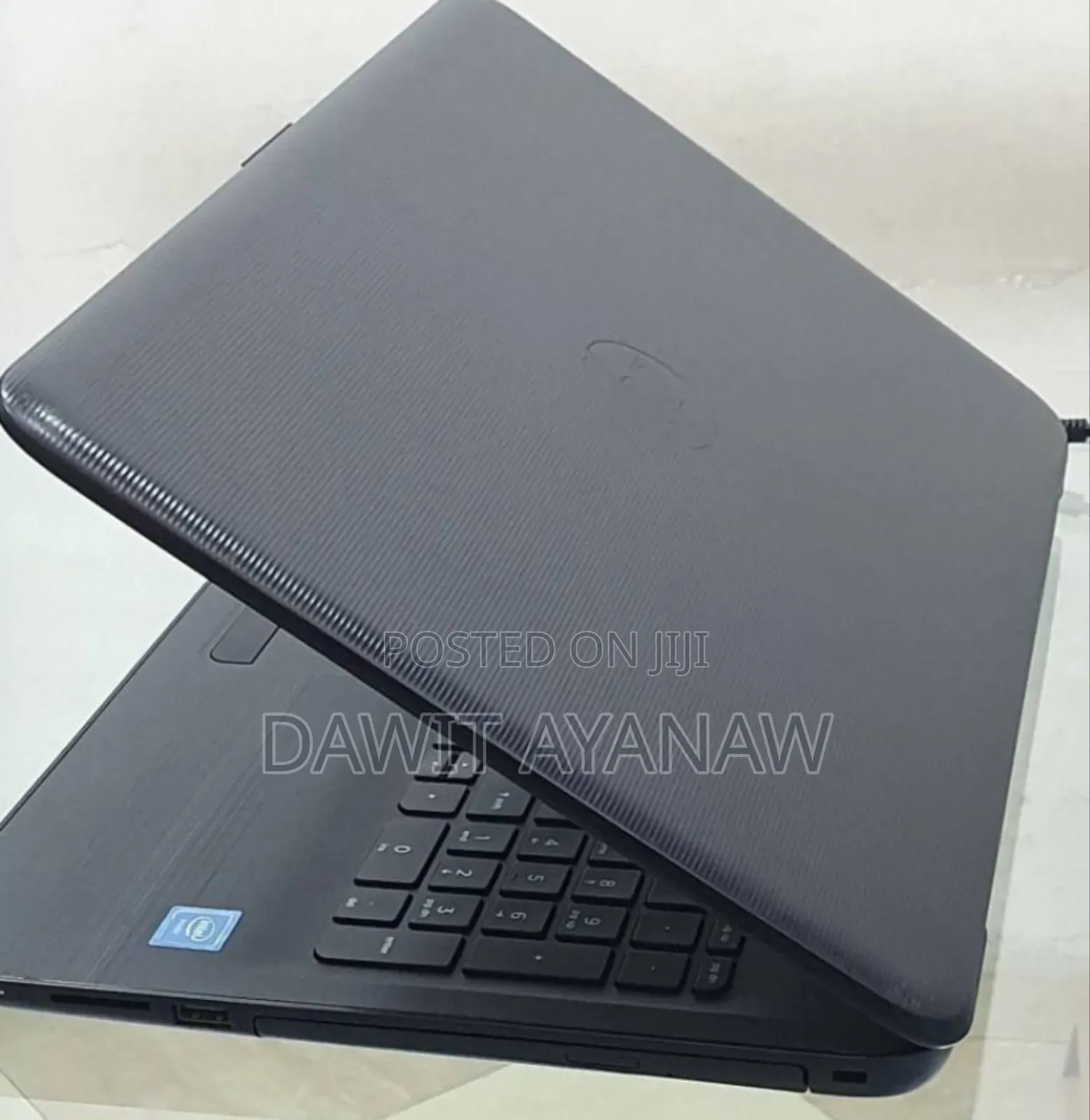 New Laptop HP 8GB AMD A6 SSD 500GB