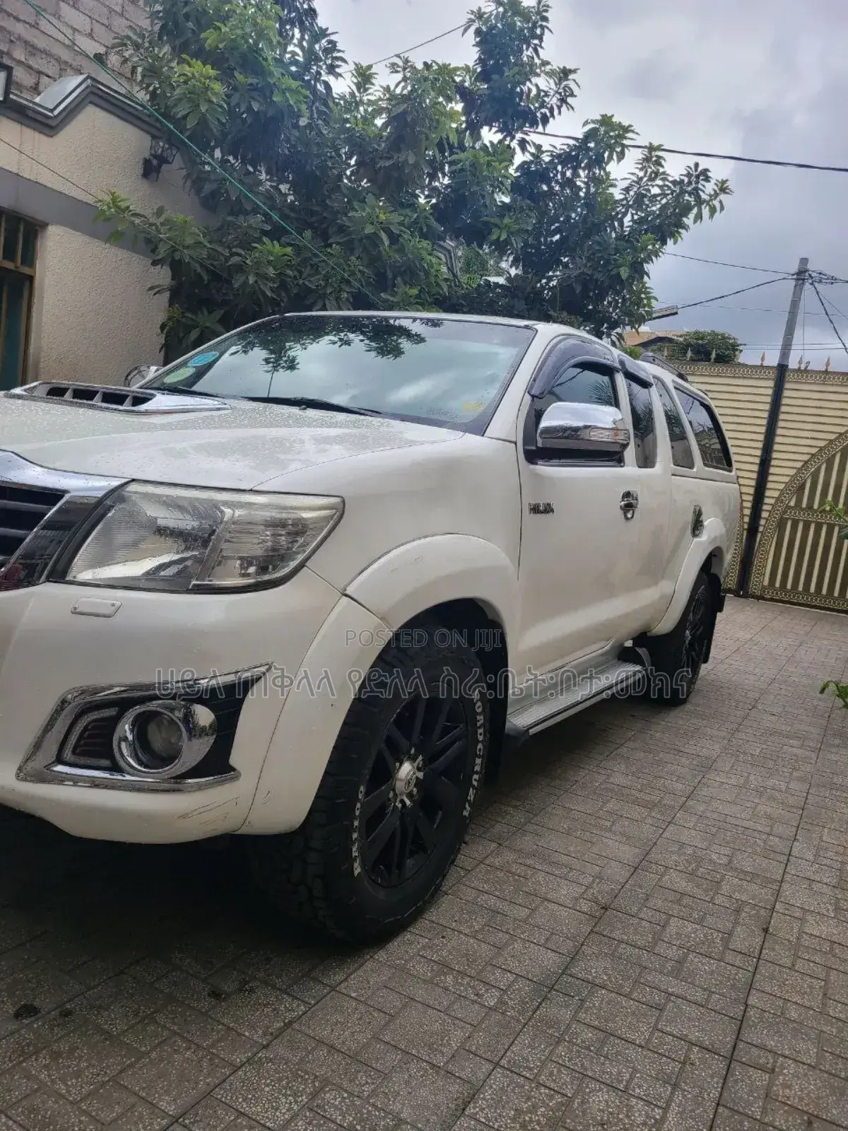 Toyota Hilux 2013 White