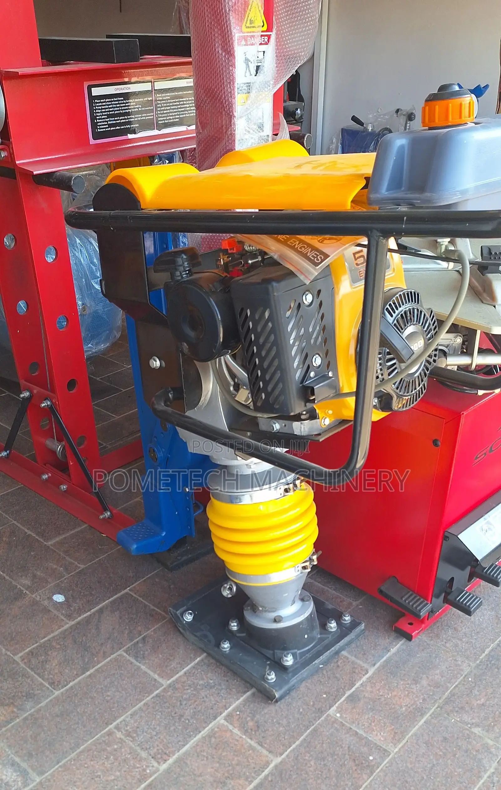 Compactor Robin Engine Tamping Rammer Jumping Hላይ መጠቅጠቃያ