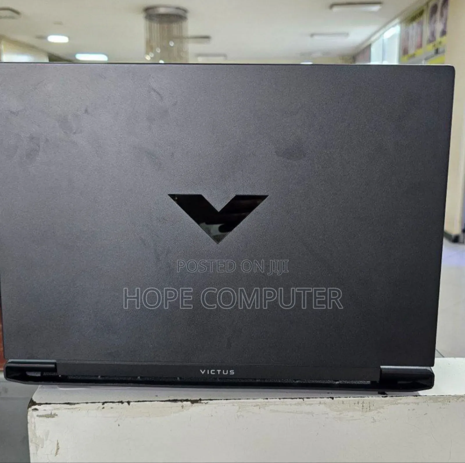 New Laptop HP Victus 15 16GB AMD Ryzen 7 SSD 1T