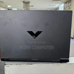 New Laptop HP Victus 15 16GB AMD Ryzen 7 SSD 1T