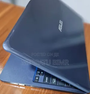 New Laptop Asus VivoBook E12 E203NA 4GB Intel Celeron SSD 32GB