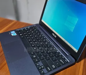 New Laptop Asus VivoBook E12 E203NA 4GB Intel Celeron SSD 32GB