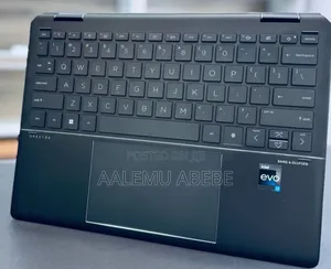 New Laptop HP Spectra 13 16GB Intel Core I7 SSD 1T