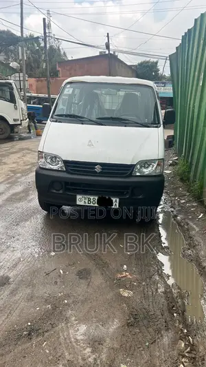 Suzuki APV Minibus 2024 White