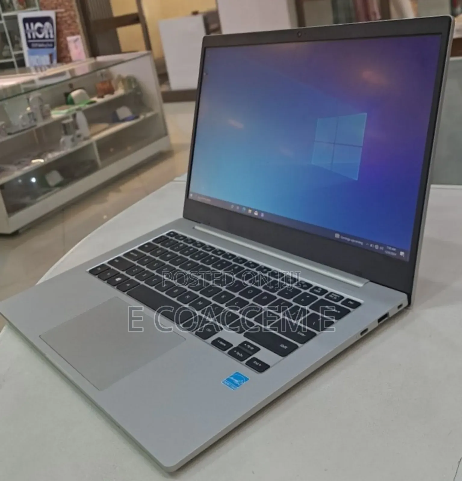 Laptop Samsung 4GB Qualcomm Snapdragon X Plus SSD 128GB