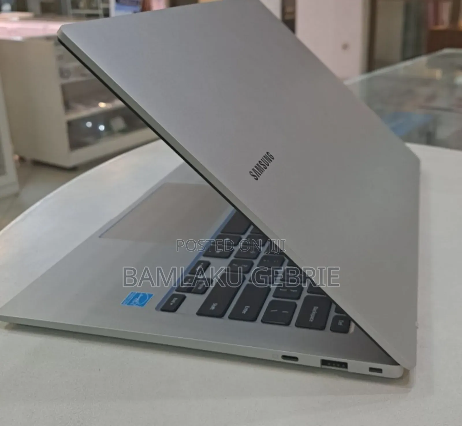 New Samsung Galaxy Book 2 4GB Qualcomm Snapdragon X Elite SSD 128GB