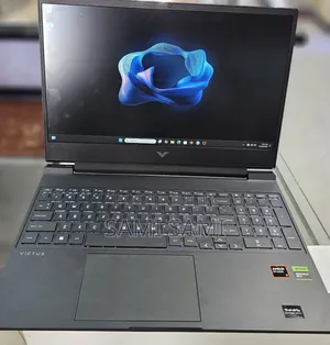 New Laptop HP Victus 16 16GB AMD Ryzen 7 SSD 1T