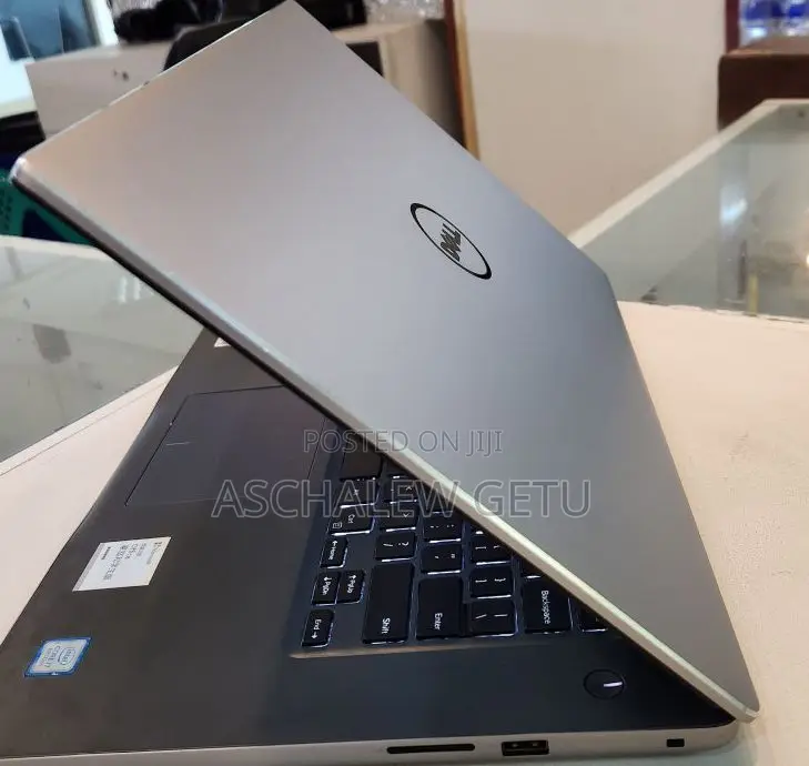 New Laptop Dell Inspiron 15 16GB Intel Core I7 SSD 256GB