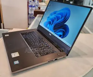 New Laptop Dell Inspiron 15 16GB Intel Core I7 SSD 256GB