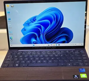 Photo - New Laptop HP Spectre 14 16GB Intel Core I7 SSD 1T