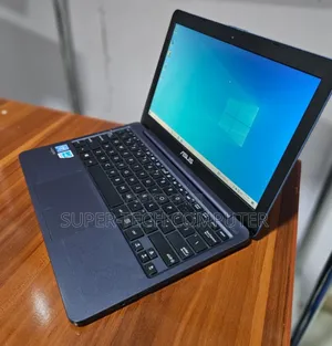 New Laptop Asus VivoBook V551LB 4GB Intel Celeron SSD 32GB