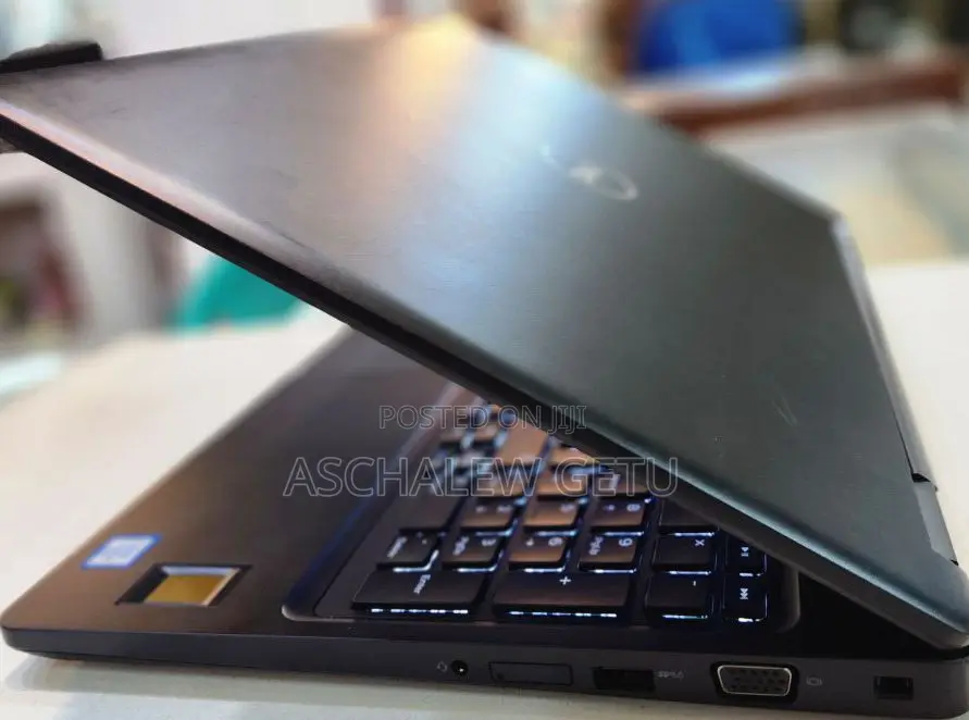 New Laptop Dell Latitude 5580 8GB Intel Core I5 SSD 256GB