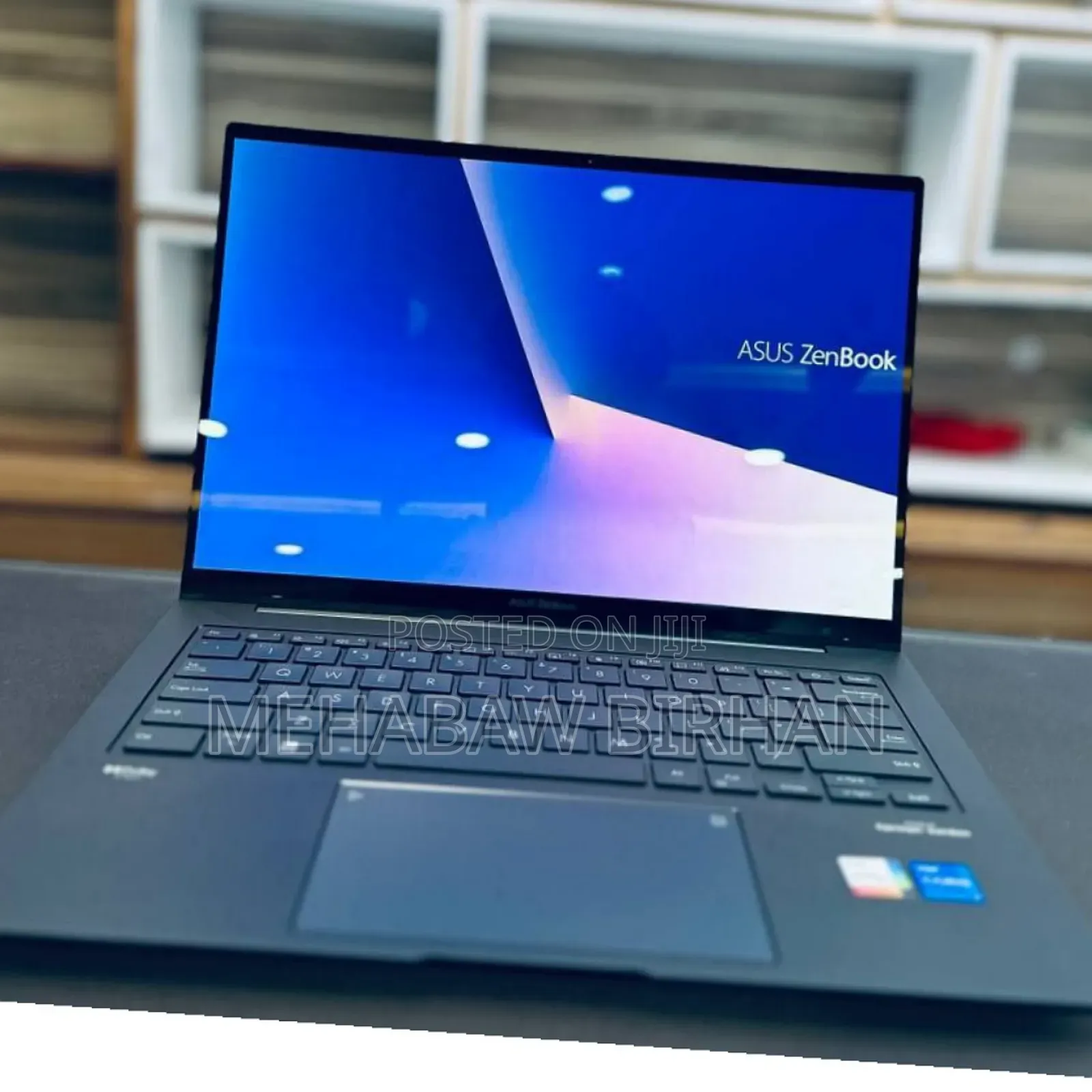 New Laptop Asus ZenBook 13 UX331UN 16GB Intel Core I7 SSD 512GB