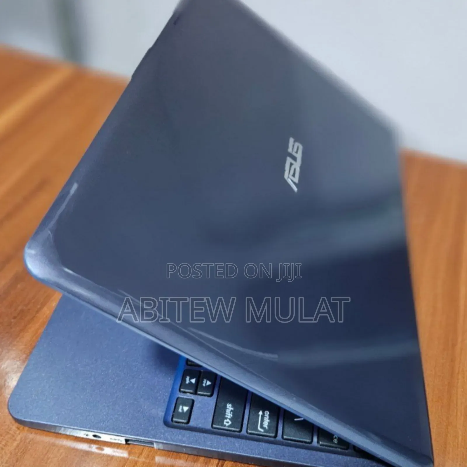 New Laptop Asus VivoBook E12 E203NAH 4GB Intel Celeron SSD 32GB