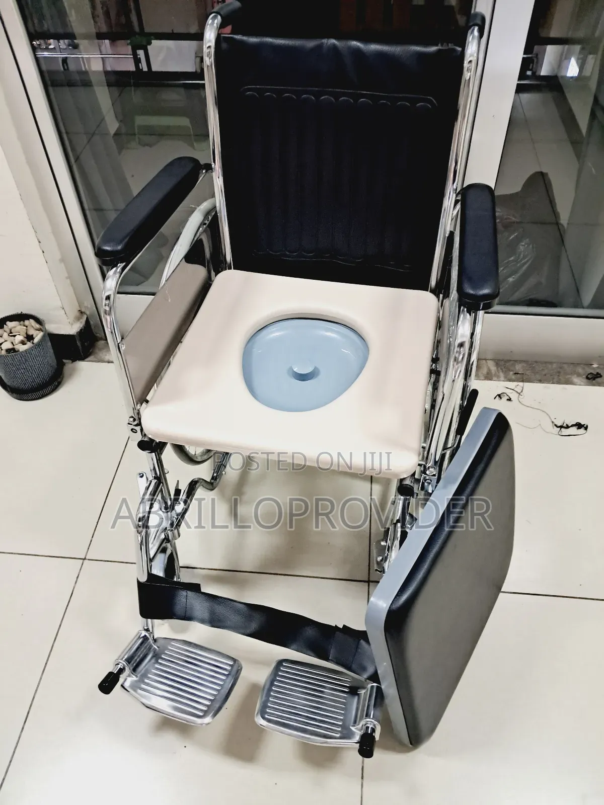 Toilet Wheelchair7wheelchair8wheelchair6wheelchair5wheelchai