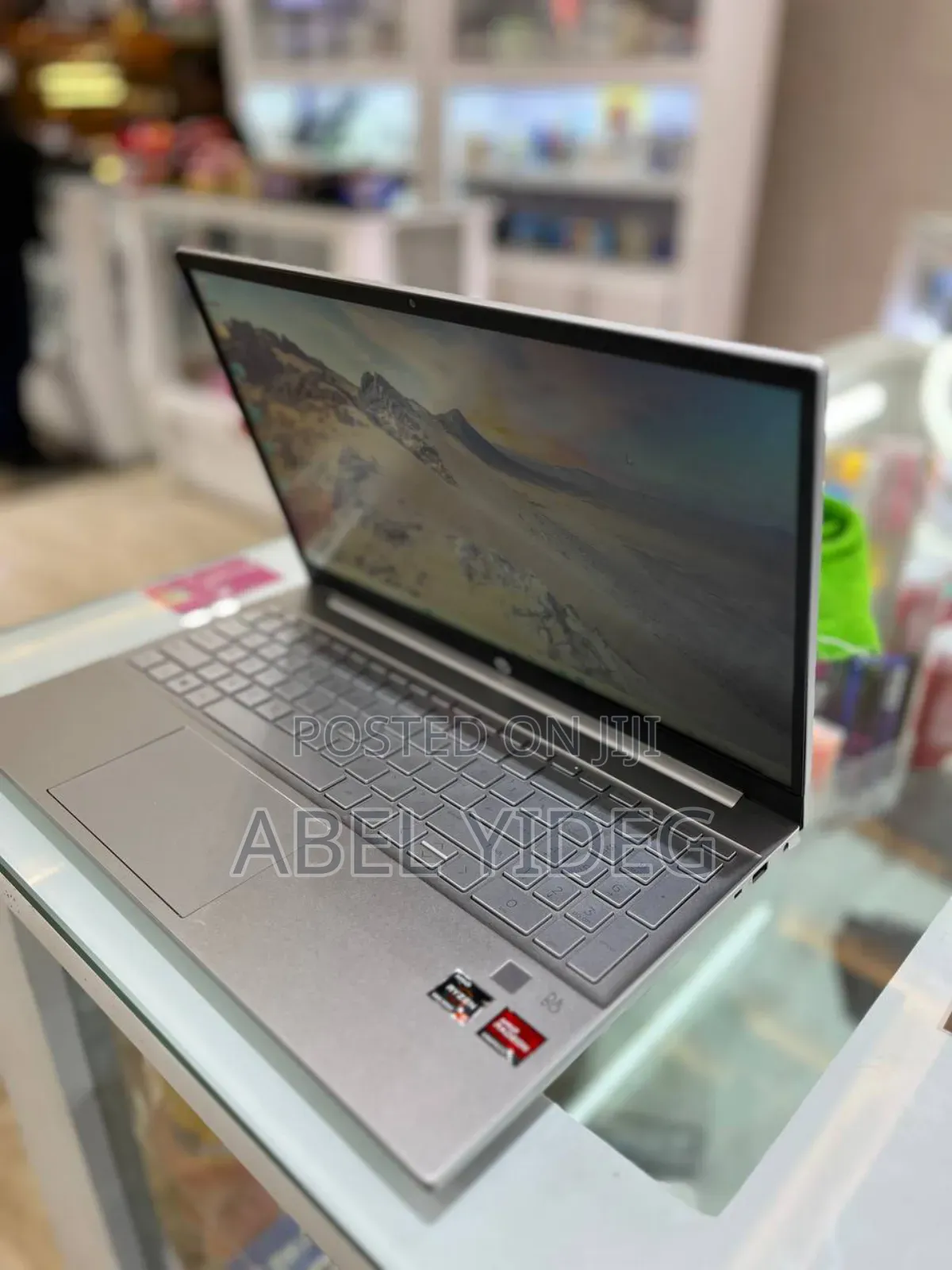 New Laptop HP Pavilion 15 8GB AMD Ryzen 5 SSD 512GB