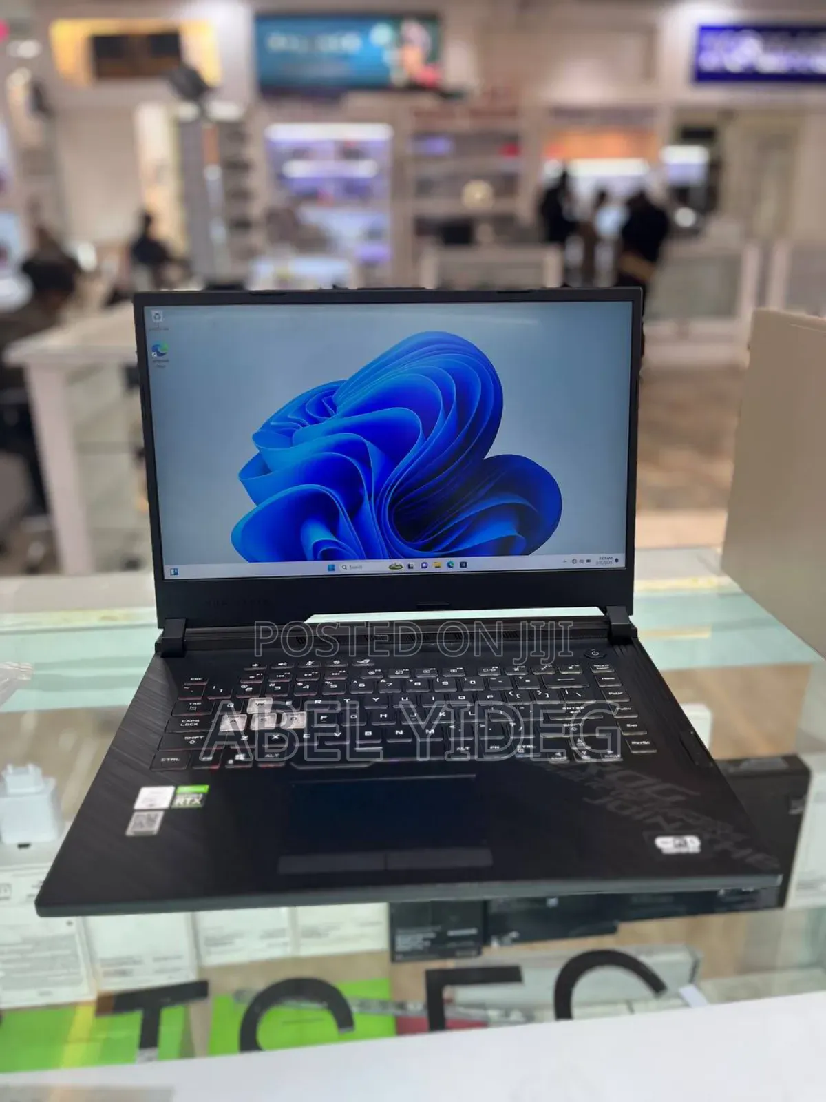 New Laptop Asus 16GB Intel Core I7 SSD 1T