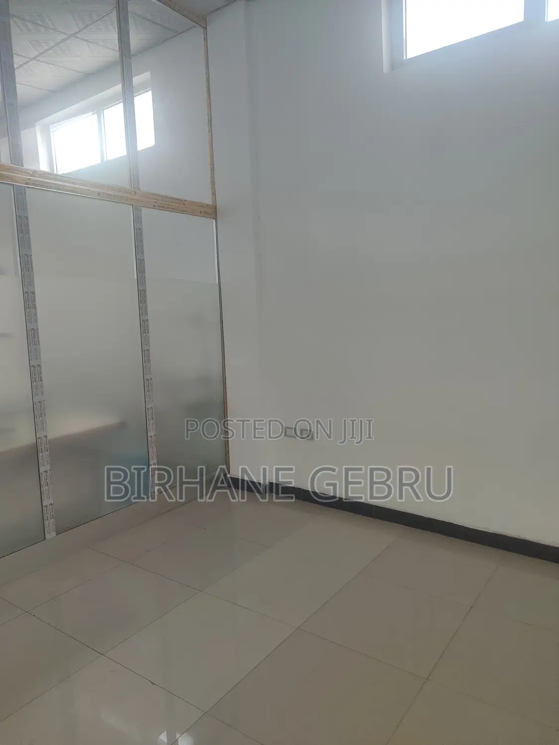 Apartiment Rent for Office