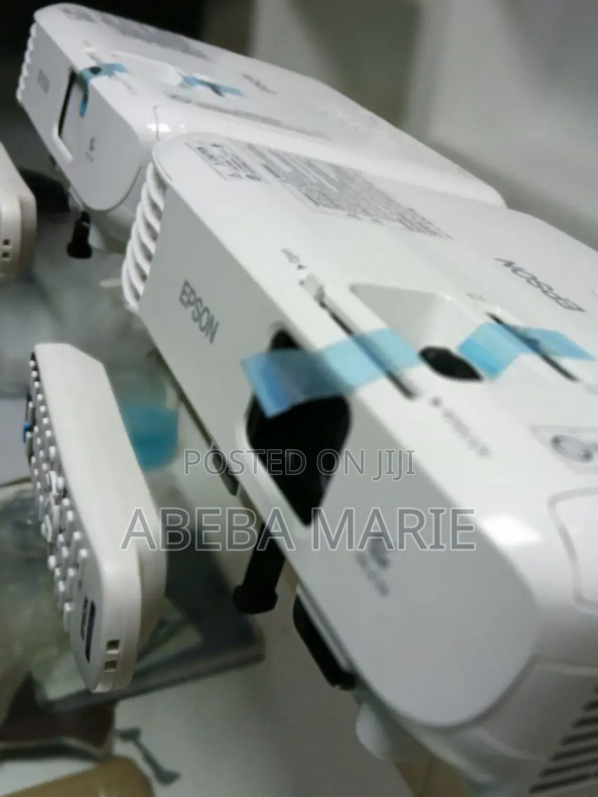 Epson Projector With Bag Remote Model