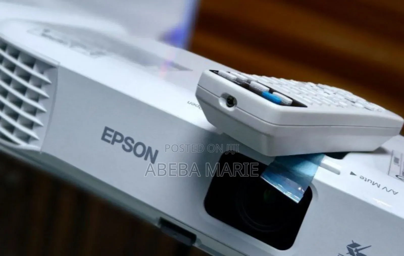 Epson Projector With Bag Remote Model