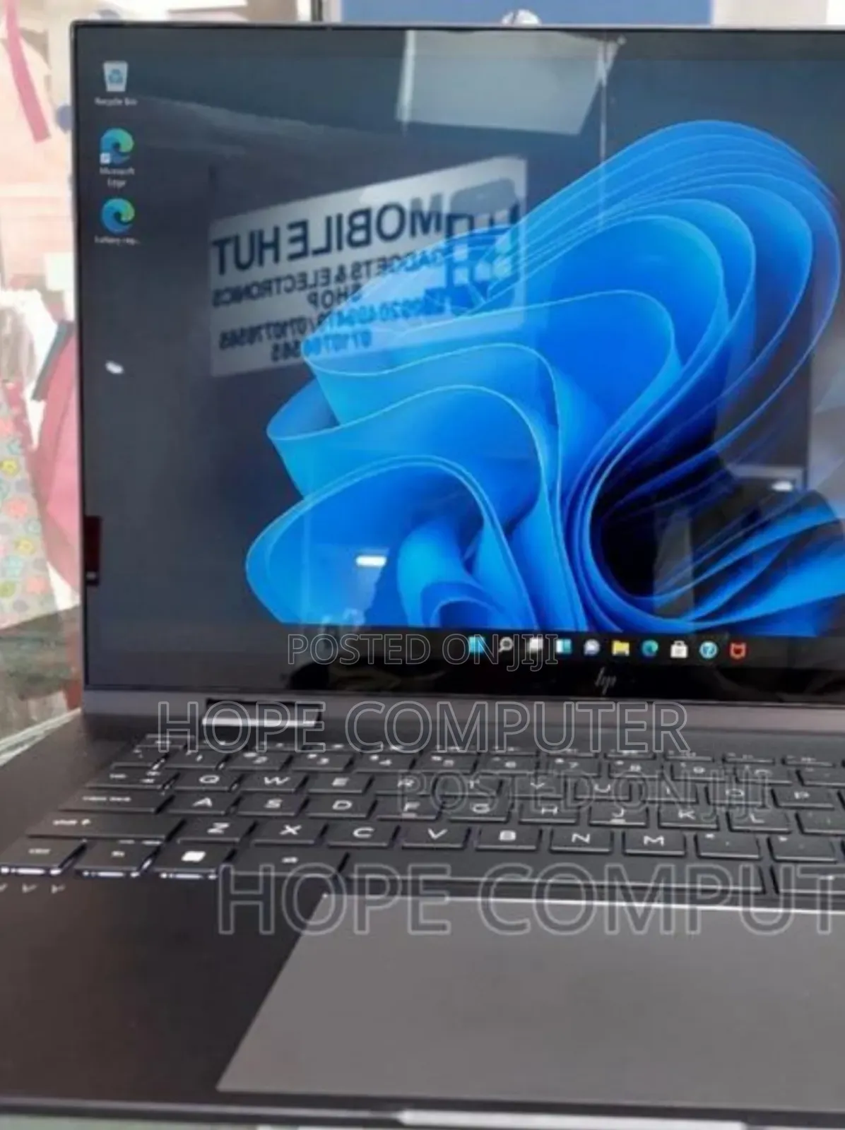 New Laptop HP Envy x360 16GB AMD Ryzen 7 SSD 1T