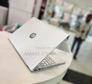 New Laptop HP Pavilion 15 8GB Intel Core I5 SSD 1T