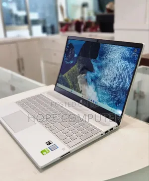 New Laptop HP Pavilion 15 8GB Intel Core I5 SSD 128GB