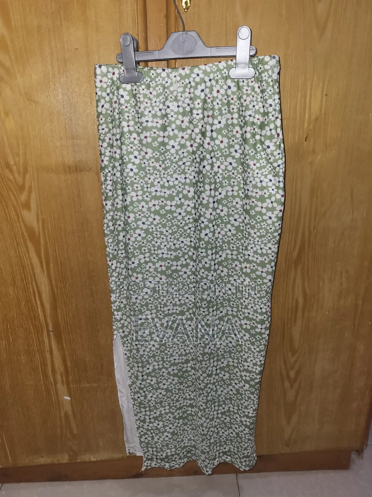 Shein Skirt Floral Size Xs