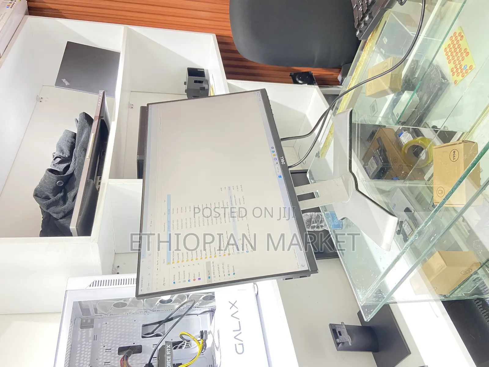 Dell 24 Inch Moniter