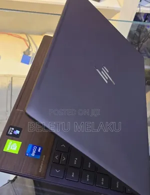 New Laptop HP Envy 14 16GB Intel Core I7 SSD 1T