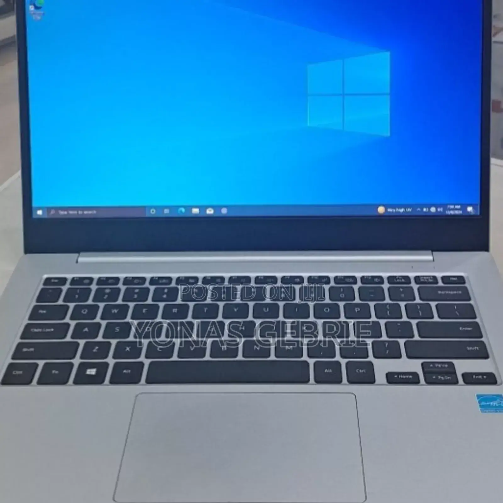 New Laptop Samsung 4GB Qualcomm Snapdragon X Elite SSD 128GB