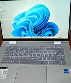 New Laptop HP Envy X360 8GB Intel Core I5 SSD 512GB