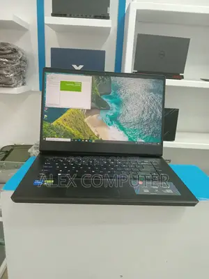 New Laptop MSI Vector GP66HX 12UGS 32GB Intel Core I7 SSD 1T