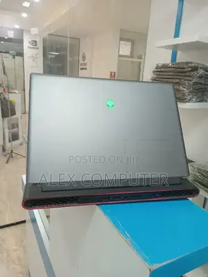 New Laptop Alienware Area-51m 16GB Intel Core I9 SSD 1T