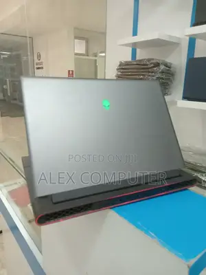 New Laptop Alienware Area-51m 16GB Intel Core I9 SSD 1T