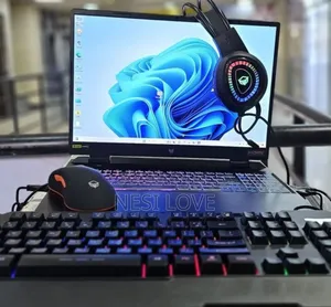 Photo - New Laptop Acer Predator Helios 300 16GB Intel Core i9 SSD 1T