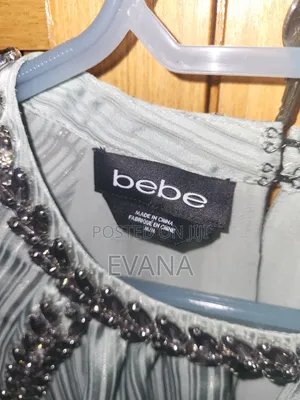 Bebe Fashionable Blouse With Long Sleeve Size M