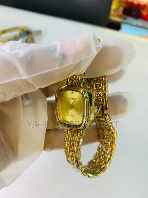 Photo - Brand Watch Gucci