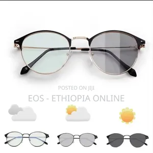 Photo - Unisex Photocromic Multiple Colors Glasses [Preorder]