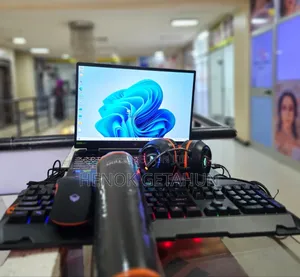 New Laptop Acer Predator Helios 300 16GB Intel Core I9 SSD 1T