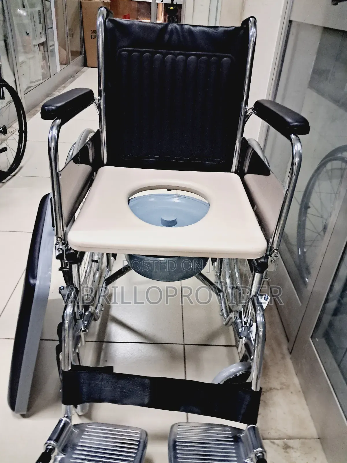 Toilet Wheelchair5wheelchair8wheelchair4wheelchair7wheelchai
