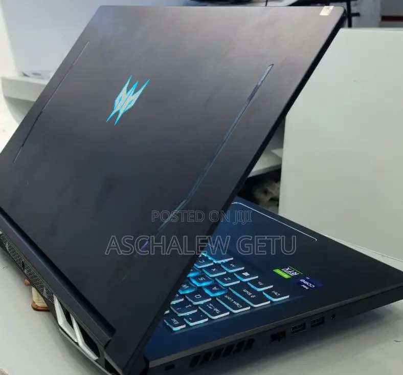 New Laptop Acer Predator Helios Neo 16 16GB Intel Core I9 SSD 512GB