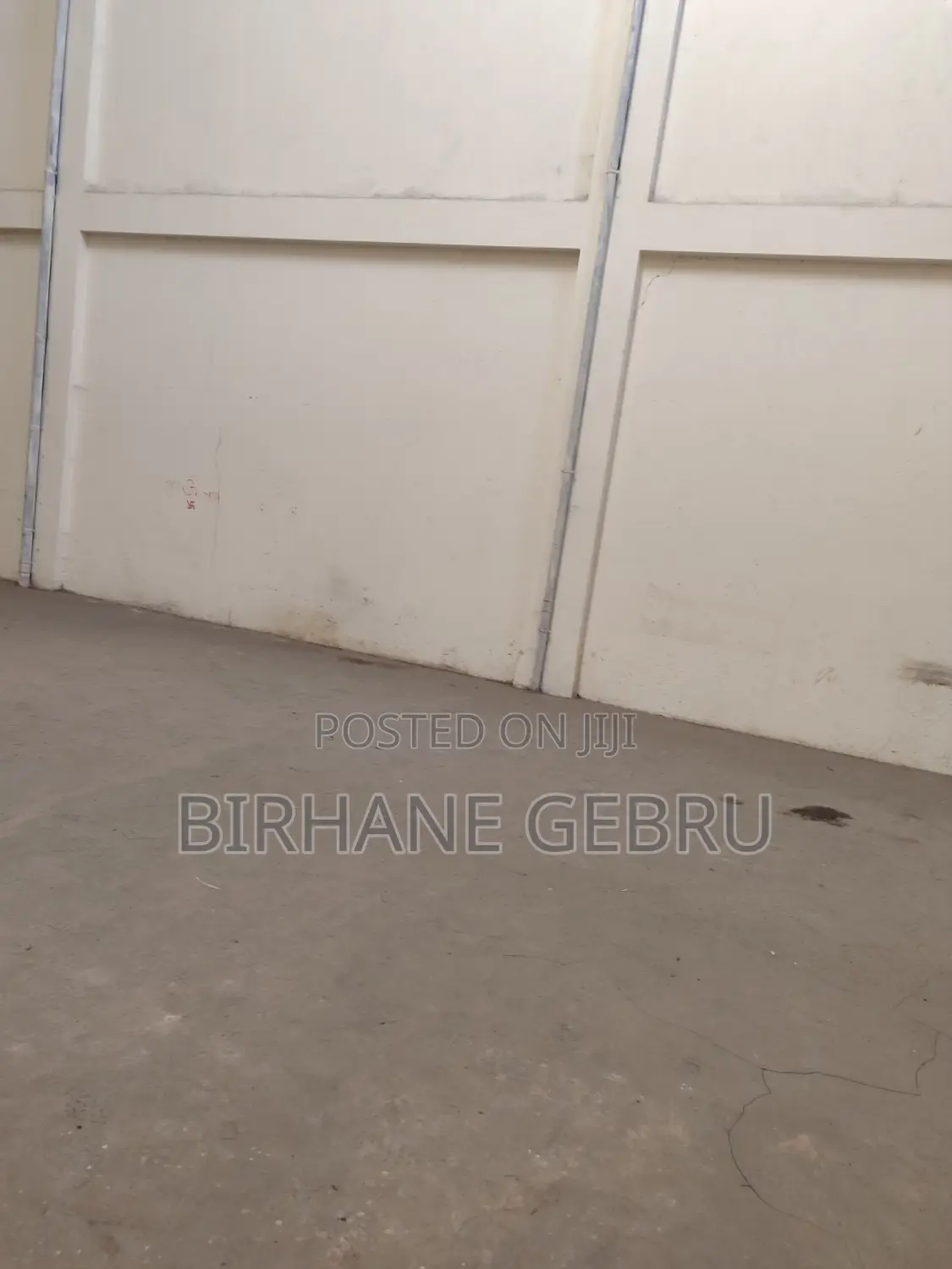 Apartiment Rent for Store or Budines Rent