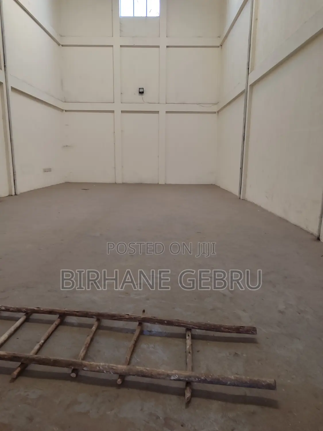 Apartiment Rent for Store or Budines Rent