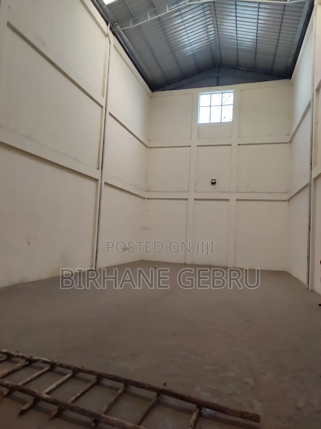 Apartiment Rent for Store or Budines Rent