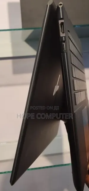 New Laptop HP Spectre 16GB Intel Core I7 SSD 1T